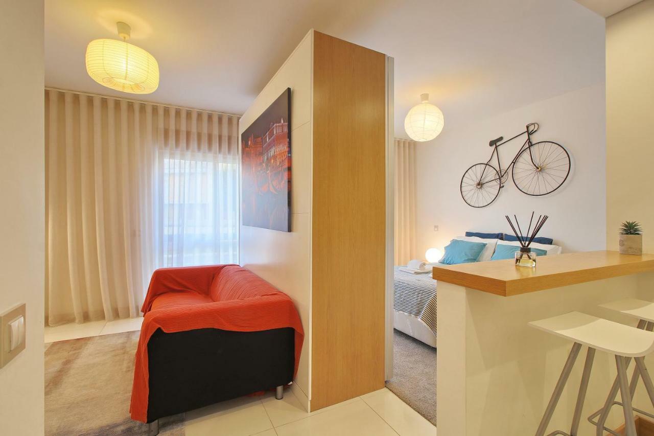 아베이루 Apartamento Pateo Da Estacao 아파트 외부 사진